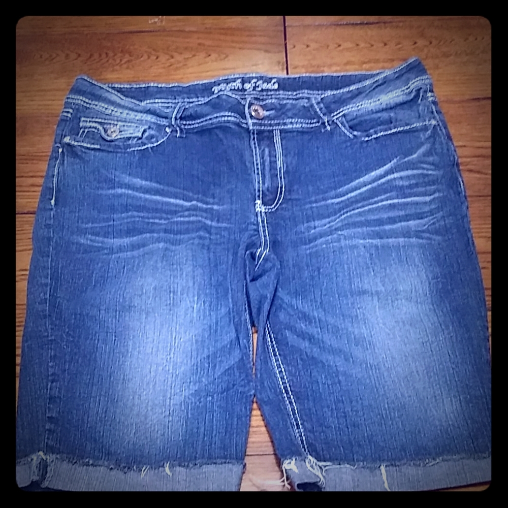 🌴Myths Jean shorts🌴